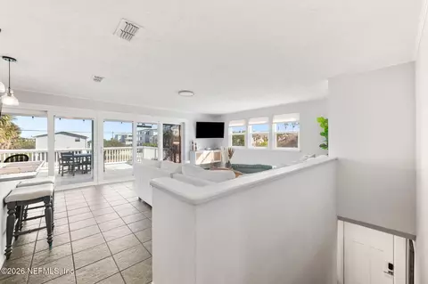 Entry Way - 40 E Magnolia Ave, Saint Augustine, FL 32080 photo 2 of 2