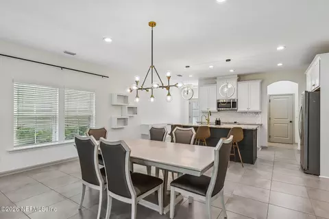 Dining - 2140 Eagle Talon Cir, Fleming Island, FL 32003 photo 3 of 3