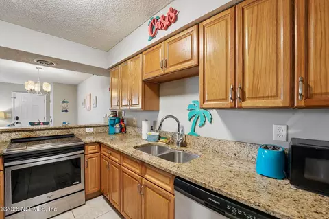 Kitchen - 125 Rio Del Mar St #C, Saint Augustine, FL 32080 photo 1 of 1