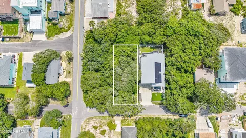5460 James St, Fernandina Beach, FL 32034