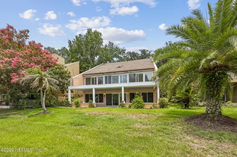 2724 Cove View Dr N, Jacksonville, FL 32257