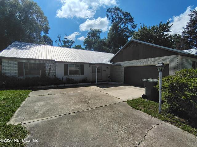 611 Moseley Ave, Palatka, FL 32177