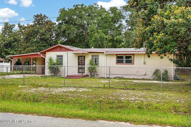 131 Dunn Ave, San Mateo, FL 32187