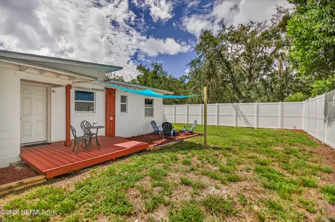 Exterior - 4186 Ruby Dr E, Jacksonville, FL 32246 photo 6 of 14
