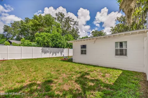 Exterior - 4186 Ruby Dr E, Jacksonville, FL 32246 photo 10 of 14
