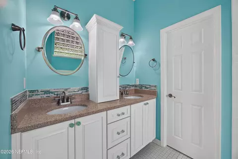 Bath - 1955 Guarded Way, Fleming Island, FL 32003 photo 1 of 4