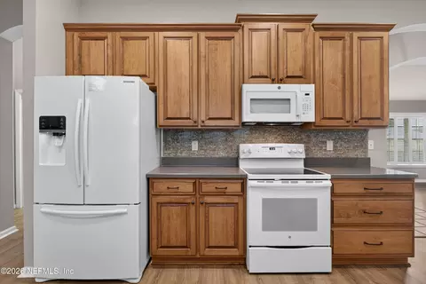 Kitchen - 1955 Guarded Way, Fleming Island, FL 32003 photo 3 of 5