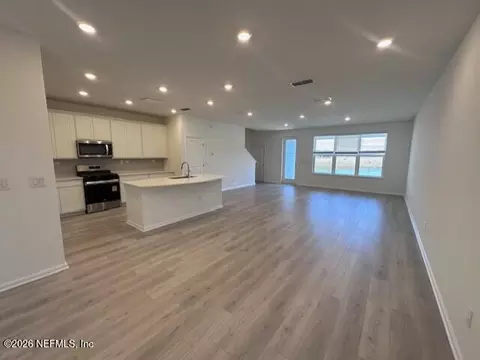 361 Woods Ln, Saint Augustine, FL 32092 photo 2
