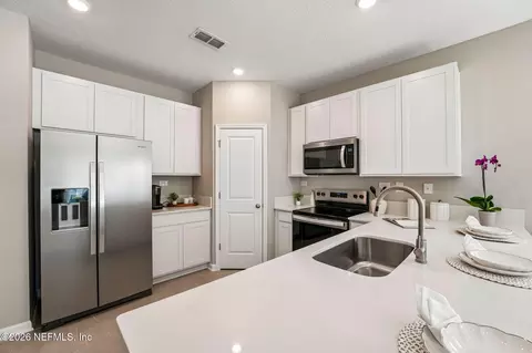 7634 Commander Ln, Jacksonville, FL 32256 photo 16
