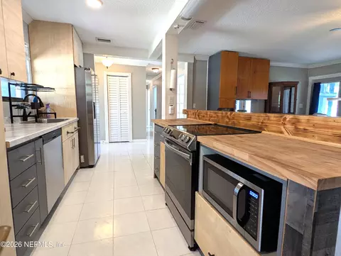 Kitchen - 784 Floyd St, Fleming Island, FL 32003 photo 2 of 3