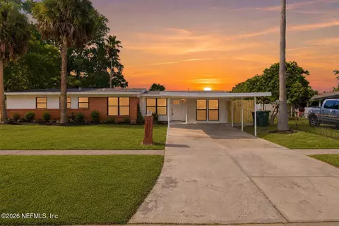 10945 Indies Dr S, Jacksonville, FL 32246