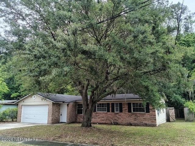 8611 Darlington Dr, Jacksonville, FL 32208