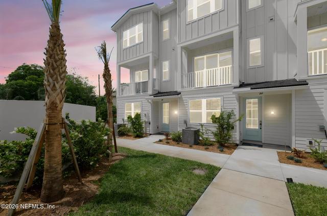 22 N Beach Way, Jacksonville Beach, FL 32250