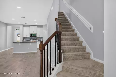 Entry Way - 277 Servia Dr, Saint Johns, FL 32259 photo 2 of 4