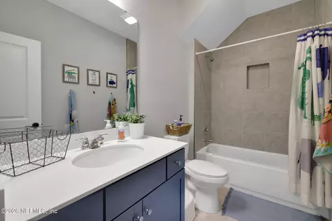Bath - 98 Yardley Ct, Saint Augustine, FL 32092 photo 7 of 7