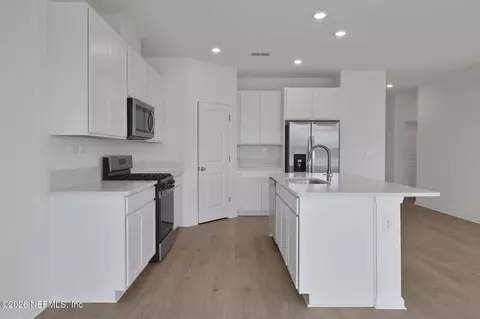Kitchen - 406 Barbosa Trl, Saint Augustine, FL 32095 photo 1 of 2