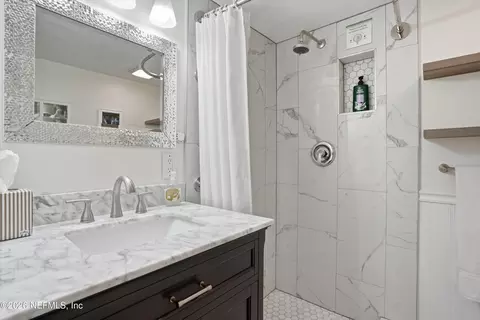Bath - 53 Sanford St, Saint Augustine, FL 32084 photo 5 of 6