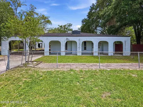 7999 Cecil St, Jacksonville, FL 32221