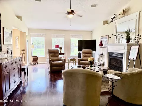 Living - 564 Domenico Cir, Saint Augustine, FL 32086 photo 1 of 2