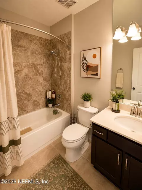 Bath - 82088 Chickadee Ln, Yulee, FL 32097 photo 3 of 3