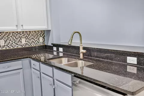 Kitchen - 55 Amistad Dr, Saint Augustine, FL 32086 photo 4 of 9