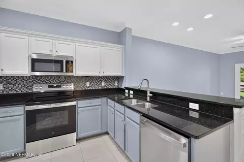 Kitchen - 55 Amistad Dr, Saint Augustine, FL 32086 photo 3 of 9