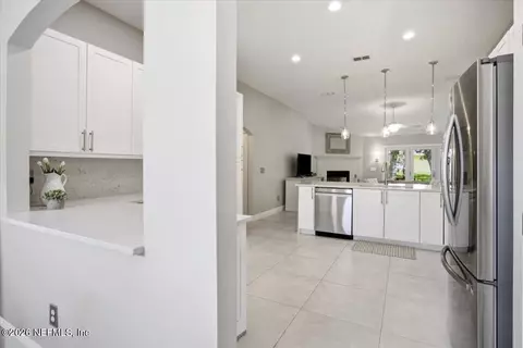 Kitchen - 1204 Paradise Pond Rd, Saint Augustine, FL 32092 photo 2 of 3