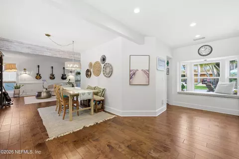 Entry Way - 314 9th St, Atlantic Beach, FL 32233 photo 3 of 6