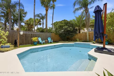Exterior - 314 9th St, Atlantic Beach, FL 32233 photo 3 of 6