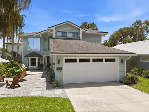 Exterior - 314 9th St, Atlantic Beach, FL 32233 photo 2 of 6
