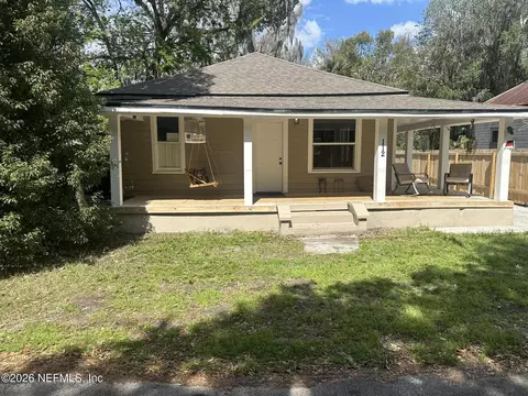 112 Putnam Ave, East Palatka, FL 32131