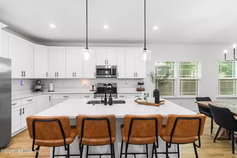 Kitchen - 880 Fleming St, Fleming Island, FL 32003 photo 5 of 5