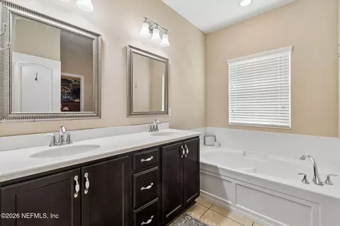 Bath - 206 Mission Cove Cir, Saint Augustine, FL 32084 photo 1 of 6
