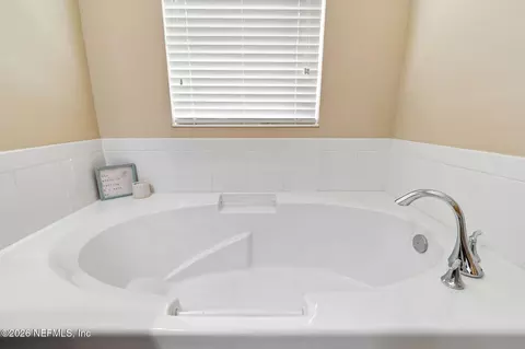 Bath - 206 Mission Cove Cir, Saint Augustine, FL 32084 photo 4 of 6