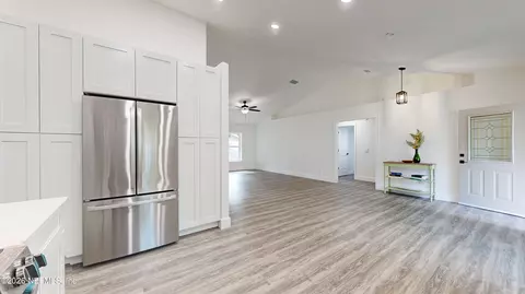 Entry Way - 119 Drake Rd, Saint Augustine, FL 32086 photo 2 of 2