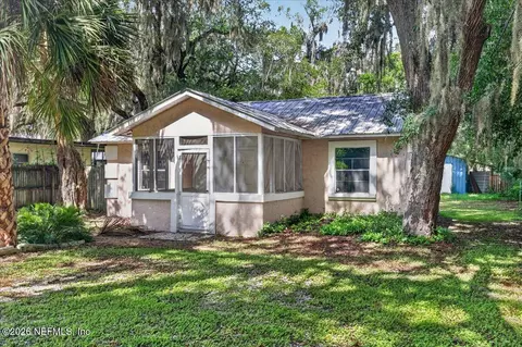 1510 Cleveland Ave, Palatka, FL 32177