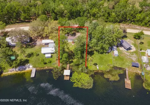 112 Violet Cir, Interlachen, FL 32148 photo 4