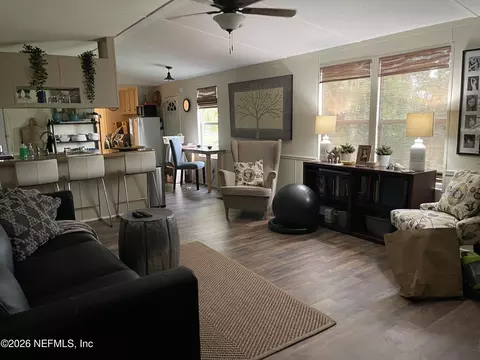 112 Violet Cir, Interlachen, FL 32148 photo 24