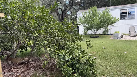 112 Violet Cir, Interlachen, FL 32148 photo 13