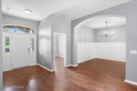 Entry Way - 817 Esquire Ln, Saint Augustine, FL 32092 photo 2 of 4