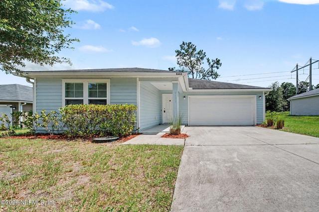 8682 Kaye Ln, Jacksonville, FL 32222