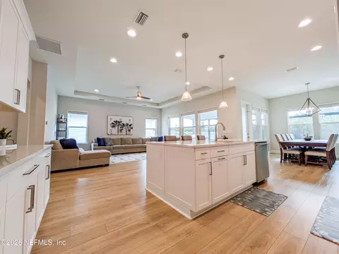 Kitchen - 61 Yorkshire Dr, Saint Augustine, FL 32092 photo 2 of 2