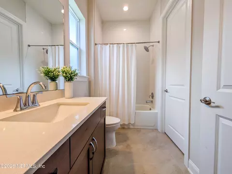 Bath - 61 Yorkshire Dr, Saint Augustine, FL 32092 photo 3 of 4