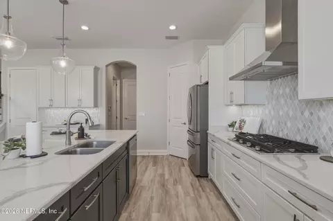 Kitchen - 466 Windwalker Dr, Saint Augustine, FL 32092 photo 6 of 8