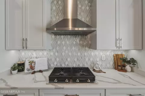 Kitchen - 466 Windwalker Dr, Saint Augustine, FL 32092 photo 7 of 8