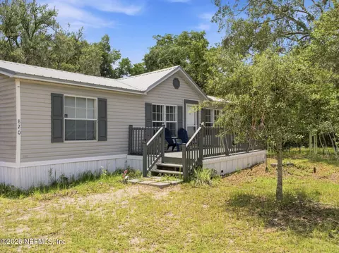 820 Selma Ave, Interlachen, FL 32148 photo 3