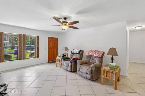 2934 Mango Tree Dr, Edgewater, FL 32141 photo 9