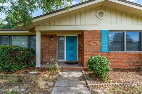 Exterior - 7307 Maple Tree Dr, Jacksonville, FL 32277 photo 3 of 6