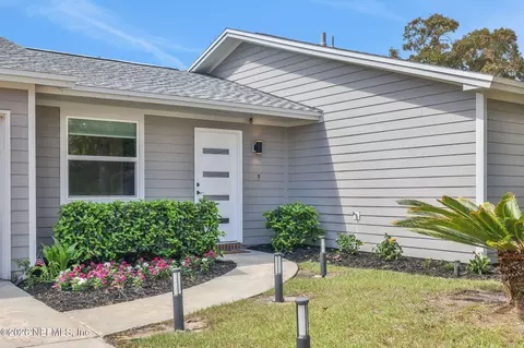 11530 Broad Leaf Dr, Jacksonville, FL 32225