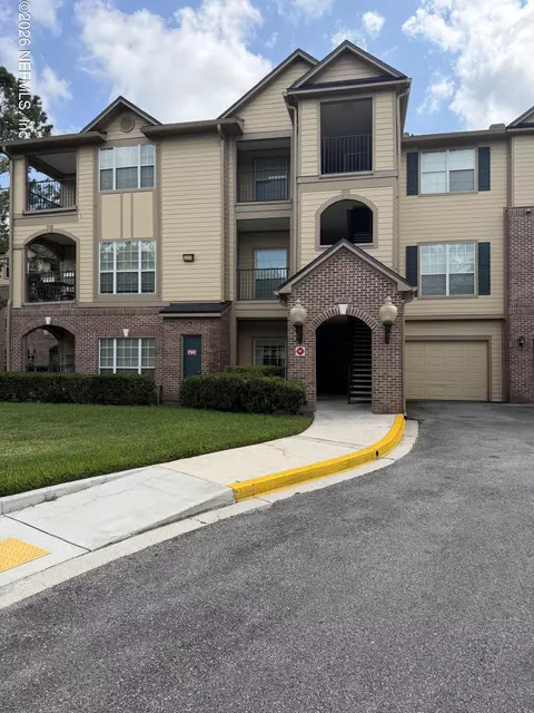 7800 Point Meadows Dr #1431, Jacksonville, FL 32256
